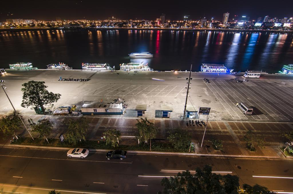 Kaka Hotel Han River Da Nang Zewnętrze zdjęcie